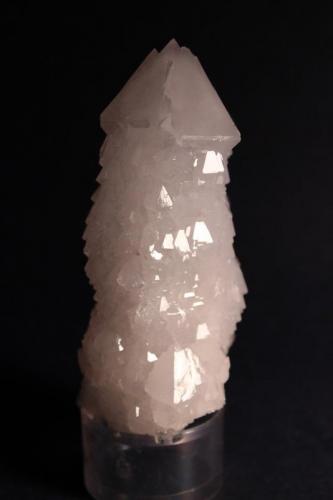 Quartz
Dalnegorsk, Russia
11.3 x 4.5 cm (Author: Don Lum)