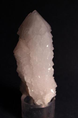 Quartz
Dalnegorsk, Russia
11.3 x 4.5 cm (Author: Don Lum)