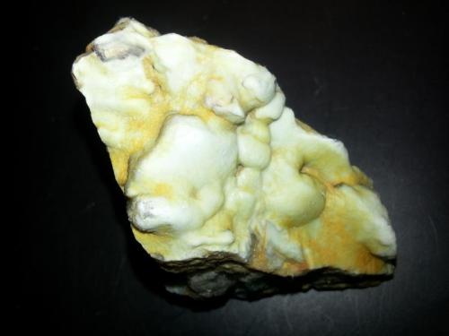 Fluorita
Pedrera Balmanya, Tossa de Mar, La Selva, Girona, Cataluña, Españaa
7x3x2,5 cm
Fluorita recristalizada (Autor: Javier Rodriguez)