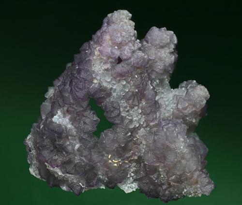 Fluorite
La Fluorita Dulcita Cu prospect, Cochise Co., Arizona, USA
7.9 x 7.9 cm (Author: am mizunaka)