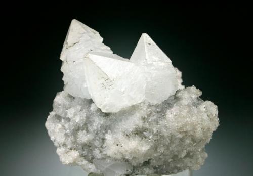 Witherite on Alstonite
Fallowfields Mine, near Hexham, Northumberland, England, UK
6x6x5 cm
Specimen was originally acquired by the British Museum of Natural History in 1892 from Mrs. P. Gilmore of Alston. (Author: Jesse Fisher)