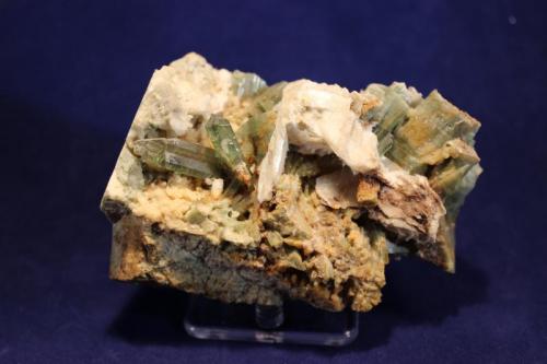 Zoisite
Afghanistan
9 x 7 cm (Author: Don Lum)