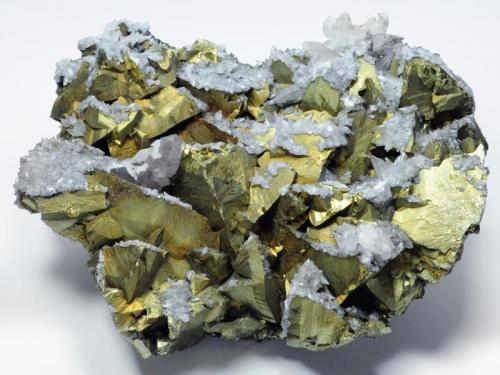 Chalcopyrite, Quartz, Calcite
Qale-Zari Mine, South Khorasan Province, eastern Iran
15.1 cm in width (Author: vhairap)