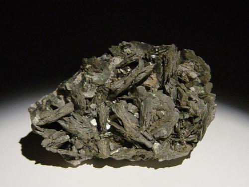 Arsenopyrite
Golden Cross Mine, Waihi, New Zealand
6x4.5cm
On a quartz base. (Author: Greg Lilly)