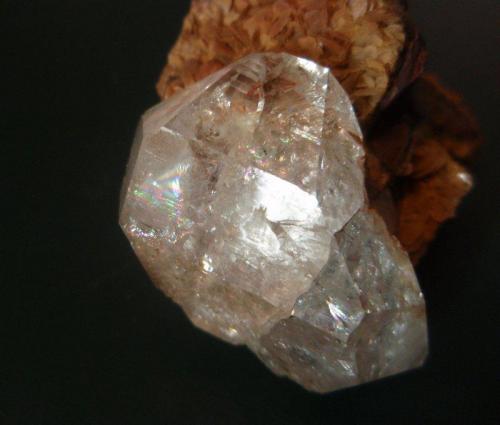 Quartz
Dare Colliery, Cwmparc, Rhondda-Cynon-Taff, Wales, UK
Quartz crystal, 40mm, on siderite, collected October 1992 (Author: ian jones)