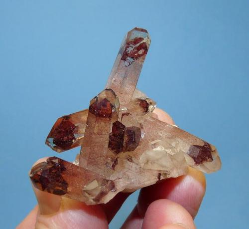 Quartz
Riemvasmaak, Northern Cape, South Africa
53 x 46 x 35 mm
Phantom quartz. (Author: Pierre Joubert)