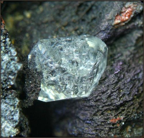 Anglesita
Corta San Valentin - Sancti Spiritu -Sierra minera de Cartagena - La Unión - La Unión - Murcia - España
cristal de 3.5 mm (Autor: Mijeño)