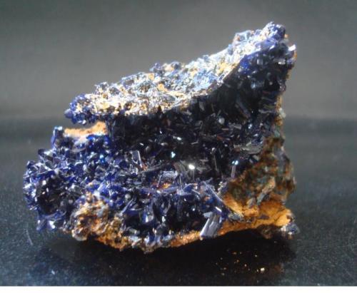 Azurite
Touissit, Oujda, Morocco
4,5 x 3,3 X 2 cm (Author: Jacquou HO)