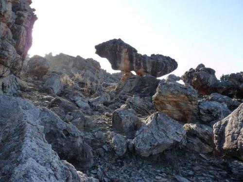 Lovely rock formations; a very common site. (Author: Pierre Joubert)