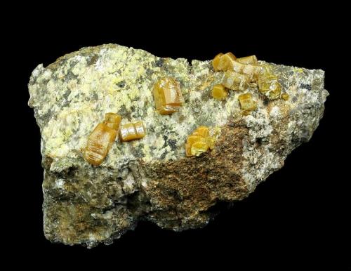 Wulfenite
Glove Mine, Tyndall District, near Amado, Santa Cruz County, Arizona, USA
52 x 31 x 30 mm
up to 7 mm pseudocubic Wulfenites (Author: GneissWare)