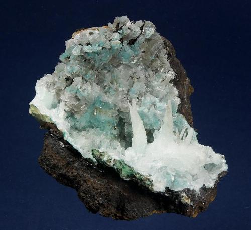 Calcite and Aurichalcite
Helvetia area, Helvetia-Rosemont District, Santa Rita Mts., Pima County, Arizona, USA
96 x 62 mm (Author: GneissWare)