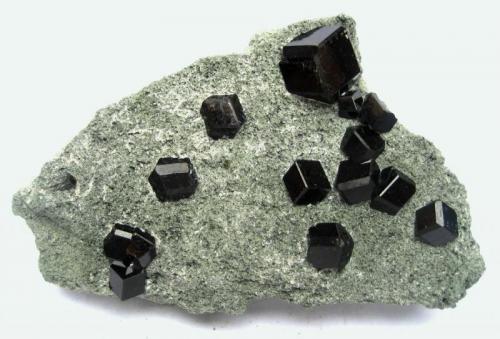 Andradite var. Melanite
Arrondissement Diako, Bafoulabé Circle, Kayes Region, Mali
Specimen size 10 cm (Author: Tobi)