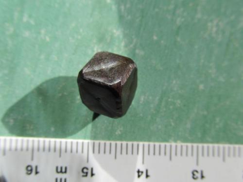 Pirita<br />Keuper outcrop, Royuela, Municipio Royuela, Comarca Sierra de Albarracín, Teruel, Aragon, Spain<br />1 cm.<br /> (Autor: Miguel Ángel Martinez)