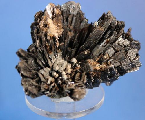 Goethite, Hematite
Crystal Peak, Teller County, Colorado, USA
6.7 x 5.4 cm (Author: Don Lum)