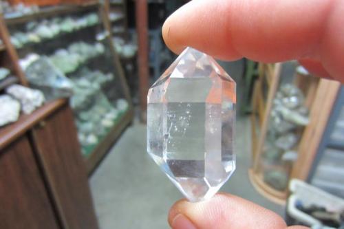 Quartz
Fonda, Mohawk County, New York, USA
5 cm. (Author: vic rzonca)