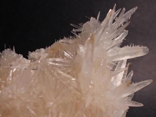 Calcite
Hunan Province, China
22.2 x 13 cm (Author: Don Lum)