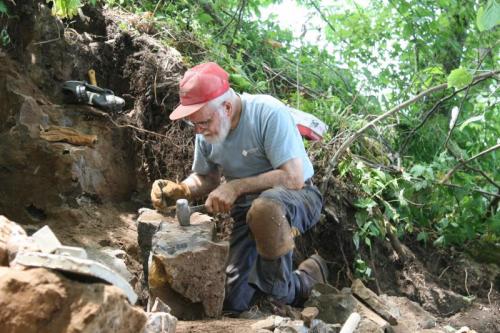 Don Davis, a long time member of the Connecticut Valley Mineral Club. Don is eighty seven years old, and he can kick the crap out of me and five other men or boys when it comes to moving rock. He puts us to shame, the old goat. (Author: vic rzonca)