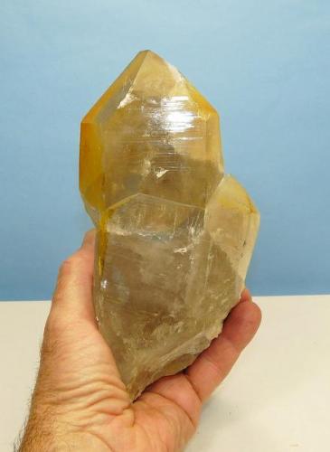 Quartz with iron oxide coating.
Van Rhynsdorp, Western Cape, South Africa.
187 x 96 x 68 mm
Same as above. (Author: Pierre Joubert)