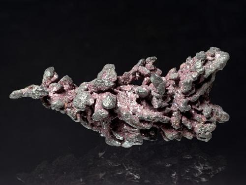 Copper
Tsumeb Mine, Tsumeb, Otavi, Namibia
5x2,2x1,5 cm
Old sample of Tsumeb Copper. (Author: Simone Citon)
