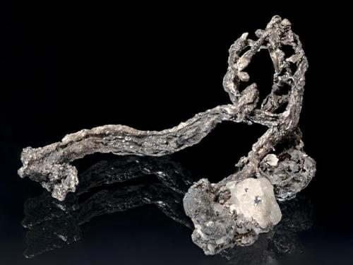 Silver
Kongsberg Silver Mining District, Kongsberg, Buskerud, Norway
4,5x4x2 cm
Consistent Silver wires and Calcite, from an old classic Silver district. (Author: Simone Citon)