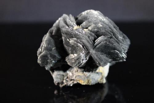 Calcite, Jamesonite
Herja, Romania
6 x 5 cm (Author: Don Lum)