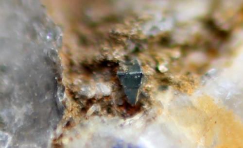 Anatasa
Crta. N-340, Guainos Bajos, Adra, Almeria, Andalucía, España
60 x 36 x 38 mm.
Cristal de 1,5 mm.
Cortesía de José Fco. (Autor: José Luis Zamora)