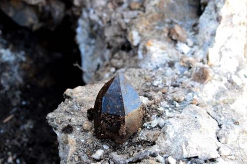 Smoky Quartz
Green Dream Claim, Revelstoke, BC, Canada (Author: thecrystalfinder)