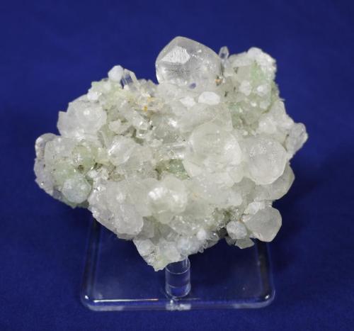 Calcite, Quartz, Prehnite, Analcime
Brandberg, Namibia
9.2 x 7.3 cm (Author: Don Lum)