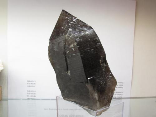 Smoky Quartz
Isle of Arran, Scotland, UK
11.5cm x 6cm x 5cm
Same specimen as above (Author: Mike Wood)