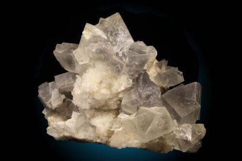 Dolomita
Cantera Azcárate, Eugui, Esteríbar, Navarra, España 
Cristales hasta 5cm de arista. (Autor: Raul Vancouver)