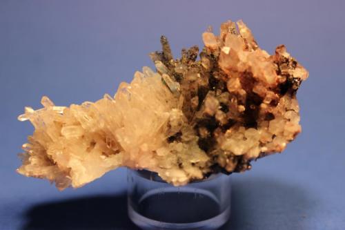 Quartz, Hematite, Papagoite
Messina Mine, Limpopo, South Africa
8.6 x 4.7 cm (Author: Don Lum)