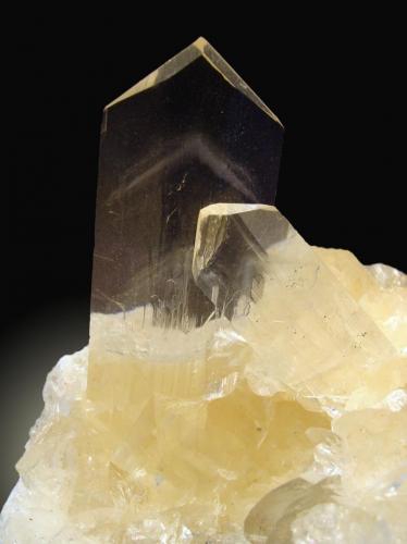 Yeso
Fuentes de Ebro, Zaragoza, España
10x9cm, cristales 7cm (Autor: Raul Vancouver)