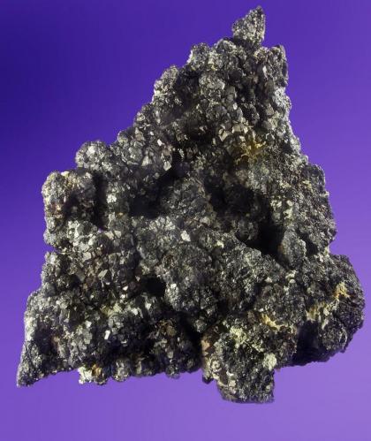 Magnetite
Iara mine, Iara, Transylvania, Romania
95 mm
Self collected in an active Iron mine. Skarn deposit. (Author: Gerhard Brandstetter)