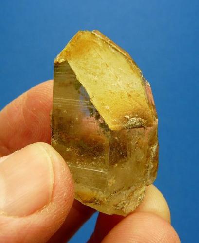 Quartz with unknown inclusions.
Ceres, Western Cape, SA
40 x 22 x 19 mm (Author: Pierre Joubert)