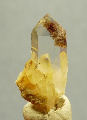 Quartz with unknown inclusions.
Ceres, Western Cape, SA
27 x 13 x 12 mm (Author: Pierre Joubert)