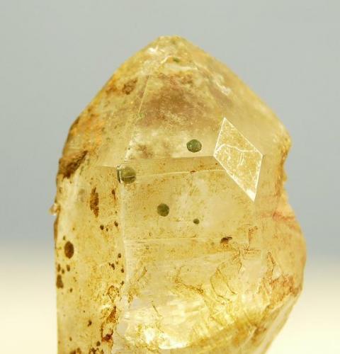 Quartz with chlorite
Ceres, Western Cape, SA
24 x 13 x 10 mm (Author: Pierre Joubert)