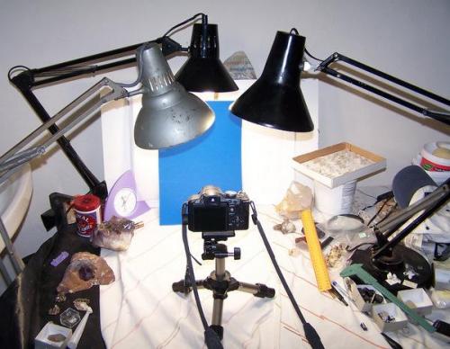 My very primitive, yet effective ’home studio’. (Author: Pierre Joubert)