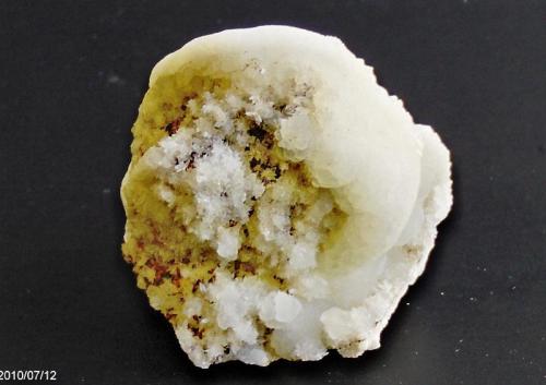 Smithsonita
San Josè, Sierra Mojada, Coahuila, Mexico
6x5.5x5 cm (Autor: Marco A. Ramìrez Lara)