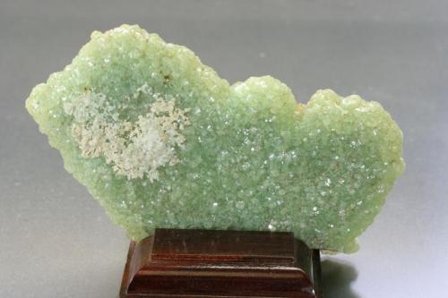 Prehnite cast after anhydrite
Lane Quarry, Hampden County, Massachusetts, USA
!2 x 6 cm.
Reverse (Author: vic rzonca)