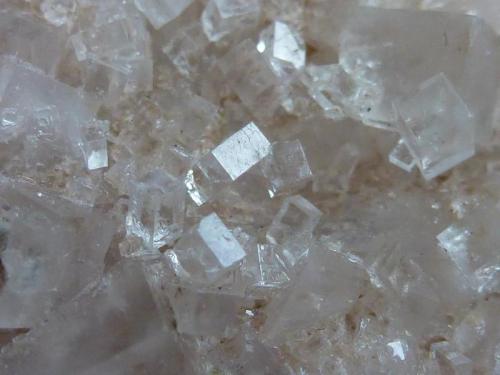 Halita<br />Pepita Mine (Mine entrance Agoncillo), Agoncillo, Comarca Rioja Media, La Rioja, Spain<br />10 cm x 6 cm<br /> (Autor: javier ruiz martin)