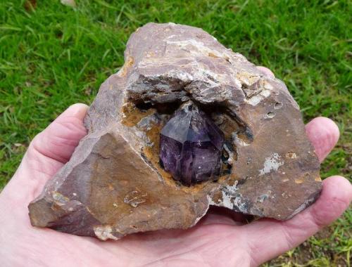 Amethyst quartz crystal.
Brandberg, Namibia
129 x 111 x 63 mm (Author: Pierre Joubert)