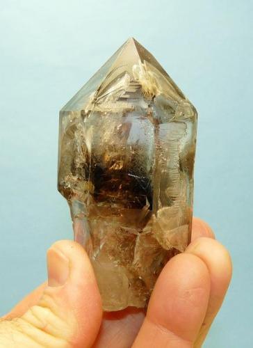 Smoky/amethyst quartz crystal
Brandberg, Namibia
96 x 46 x 33 mm (Author: Pierre Joubert)