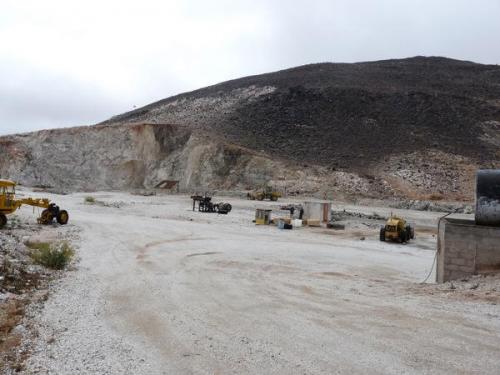 Swartberg (Black mountain) feldspar mine. (Author: Pierre Joubert)