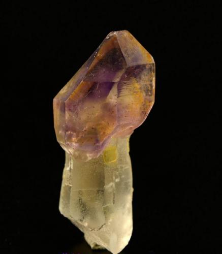 Quartz (amethyst)
Kharan, Baluchistan, Pakistan
45x20x15mm (Author: Walker)