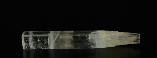 Beryl (variety aquamarine)
Pakistan
69x10x9mm (Author: Walker)