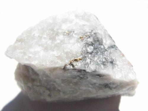 Gold on Quartz
Wright Hardgrave Mine, Kirkland Lake, Ontario, Canada
3cmx3cm (Author: derrick)