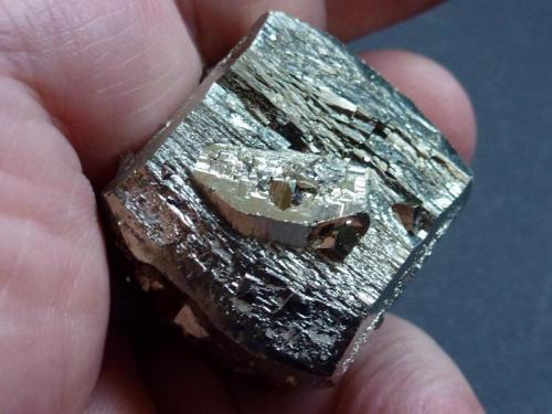 Pirita<br />Ambas Aguas (Ambasaguas), Muro de Aguas, Comarca Arnedo, La Rioja, Spain<br />3,5 cm x 3,5 cm<br /> (Autor: javier ruiz martin)