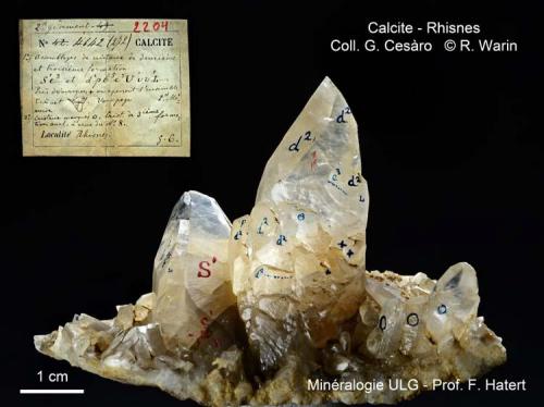 Calcite
Rhisnes, Namur Prov., Belgium
3 generations (Author: Roger Warin)