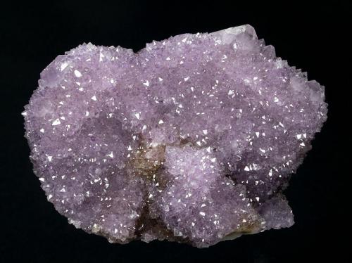 Quartz ( var. Amethyst Japan Twin )

Farm Boekenhouthoek, Mkobola District, Mpumalanga Province, South Africa
106 x 76 x 59 mm

ex. Uli Bahmann collection (Author: GneissWare)