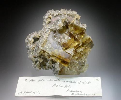fluorite with calcite
Sipton Mine, near Sparty Lea, East Allendale, Northumberland, England, UK
8x8x3 cm overall size (Author: Jesse Fisher)